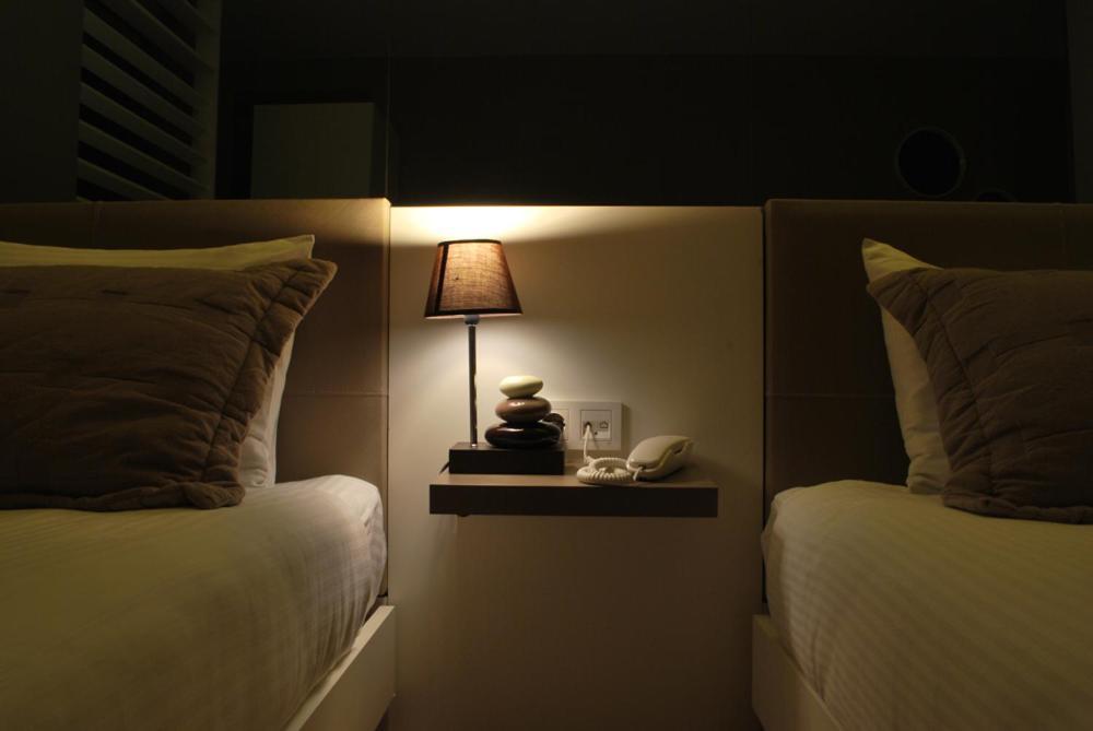 Arwin Hotel เอสเกซีเฮียร์ ภายนอก รูปภาพ